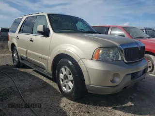 2004 Lincoln Navigator Luxury with VIN 5LMFU27RX4LJ43162, listed as a Copart auction lot 75103174 with 0 mi miles and Salvage Title. Bid and sale history available at carsss.com. Image 4.