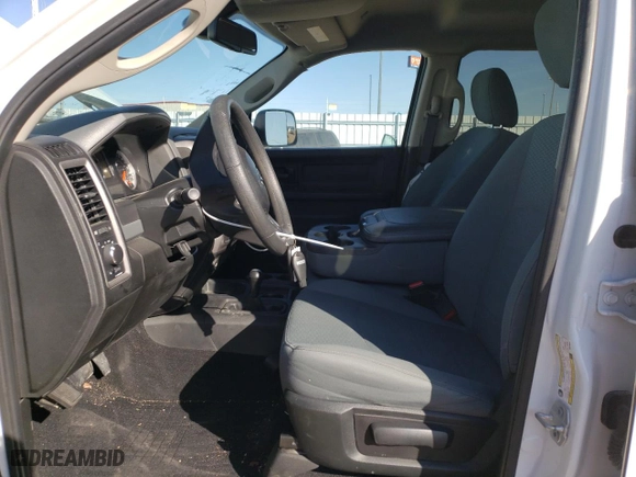 2018 Ram 2500 Tradesman with VIN 3C6UR5CJ0JG378557, listed as a Copart auction lot 47132455 with 105,773 mi miles and Salvage Title. Bid and sale history available at carsss.com. Image 7.