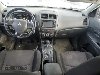 2017 Mitsubishi Outlander Sport SE z VIN JA4AJ4AWXHZ608461, wystawiony jako Copart lot #44396865 z przebiegiem 186 778 mil mil oraz Szkoda całkowita • Salvage title. Historia ofert i sprzedaży dostępna na DreamBid. Obrazek 8.
