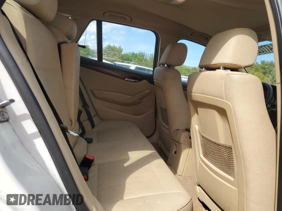 2013 BMW X1 28i with VIN WBAVM1C54DVW42668, listed as a Copart auction lot 47722045 with 71,450 mi miles and Salvage Title. Bid and sale history available at carsss.com. Image 10.