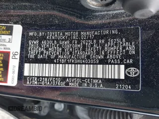 2017 Toyota Camry XLE z VIN 4T1BF1FK0HU403059, wystawiony jako IAAI lot #42112842 z przebiegiem 99 782 mil mil oraz . Historia ofert i sprzedaży dostępna na DreamBid. Obrazek 9.
