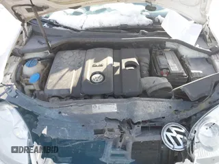2010 Volkswagen Jetta SE с VIN 3VWRX7AJ4AM030312, выставлен на аукционе IAAI как лот 41304990 с пробегом 204 910 миль миль и . История ставок и продаж доступна на DreamBid. Изображение 10.