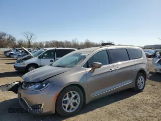 2017 Chrysler Pacifica Touring L with VIN 2C4RC1BG0HR734380, listed as a Copart auction lot 51784715 with 161,031 mi miles and Salvage Title. Bid and sale history available at DreamBid. Image 1.