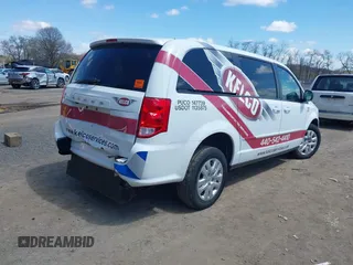 2017 Dodge Grand Caravan SE with VIN 2C7WDGBG3HR828825, listed as a IAAI auction lot 42048885 with 231,690 mi miles and . Bid and sale history available at DreamBid. Image 4.