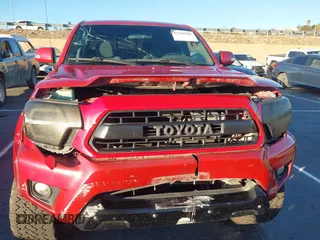2014 Toyota Tacoma PreRunner with VIN 5TFJU4GN4EX060590, listed as a IAAI auction lot 41258506 with 137,939 mi miles. Bid and sale history available at carsss.com. Image 6.