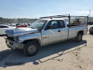 2001 Dodge 1500 with VIN 3B7HC13Y21G735917, listed as a Copart auction lot 46989805 with 139,190 mi miles and Salvage Title. Bid and sale history available at carsss.com. Image 1.