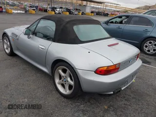 1997 BMW 3 Series 2.8L with VIN 4USCJ3320VLC06608, listed as a IAAI auction lot 41544601 with 79,966 mi miles. Bid and sale history available at carsss.com. Image 3.