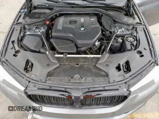 2018 BMW 5 Series 530i z VIN WBAJA5C51JWA37384, wystawiony jako Copart lot #55061215 z przebiegiem 113 809 mil mil oraz Szkody całkowita. Historia ofert i sprzedaży dostępna na DreamBid. Obrazek 11.