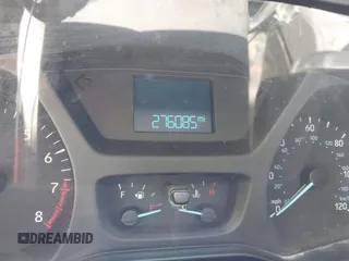 2015 Ford Transit Cargo с VIN 1FTYR1ZMXFKA44427, выставлен на аукционе IAAI как лот 42411415 с пробегом 276 085 миль миль и . История ставок и продаж доступна на DreamBid. Изображение 7.