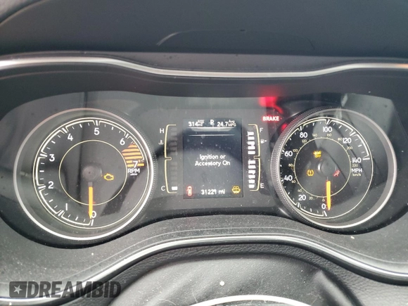 2021 Jeep Cherokee Latitude Plus with VIN 1C4PJLLB1MD155133, listed as a Copart auction lot 87655755 with 31,221 mi miles and Salvage title. Bid and sale history available at DreamBid. Image 9.