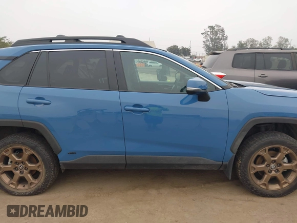 2023 Toyota RAV4 Hybrid XLE with VIN 2T3UWRFV0PW174552, listed as a IAAI auction lot 42499769 with 40,701 mi miles and . Bid and sale history available at DreamBid. Image 13.
