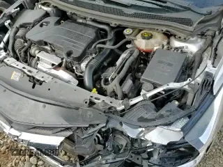 2019 Chevrolet Cruze z VIN 1G1BJ5SM5K7103226, wystawiony jako Copart lot #67935515 z przebiegiem 144 037 mil mil oraz Szkoda całkowita • Salvage title. Historia ofert i sprzedaży dostępna na DreamBid. Obrazek 13.