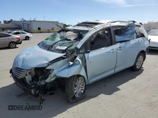 2015 Toyota Sienna XLE с VIN 5TDYK3DC8FS557294, выставлен на аукционе Copart как лот 57247845 с пробегом Не указан миль и Списание • Salvage title. История ставок и продаж доступна на DreamBid. Изображение 1.
