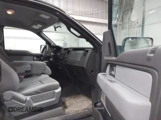 2014 Ford F-150 XL with VIN 1FTFX1EF6EKG50925, listed as a IAAI auction lot 41580247 with 84,301 mi miles. Bid and sale history available at carsss.com. Image 5.