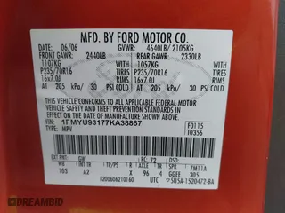 2007 Ford Escape XLT with VIN 1FMYU93177KA38867, listed as a IAAI auction lot 41652994 with 136,730 mi miles. Bid and sale history available at carsss.com. Image 9.