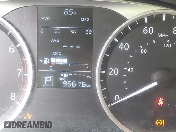 2018 Nissan Kicks S with VIN 3N1CP5CU6JL541386, listed as a IAAI auction lot 42147648 with 95,676 mi miles and . Bid and sale history available at DreamBid. Image 15.