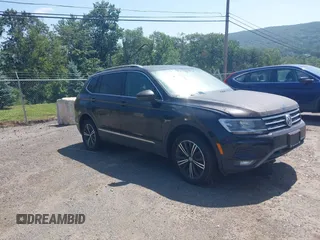 2019 Volkswagen Tiguan SE с VIN 3VV2B7AX9KM063039, выставлен на аукционе IAAI как лот 42855306 с пробегом 106 617 миль миль и . История ставок и продаж доступна на DreamBid. Изображение 1.