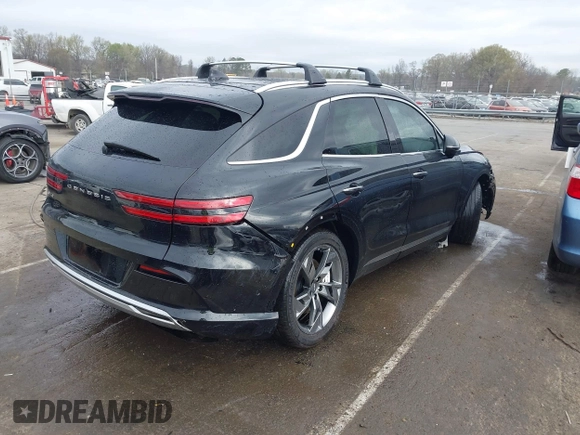 2024 Genesis GV70 Advanced with VIN 5NMMCET11RH002752, listed as a IAAI auction lot 41836183 with 10,376 mi miles and . Bid and sale history available at DreamBid. Image 4.