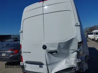 2024 Mercedes-Benz Sprinter Cargo with VIN W1Y4NDHY6RT172013, listed as a IAAI auction lot 41407339 with 166,083 mi miles. Bid and sale history available at carsss.com. Image 6.