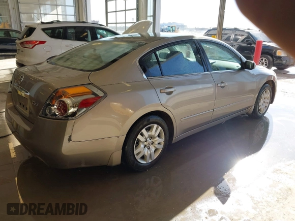 2012 Nissan Altima 2.5 SL with VIN 1N4AL2AP5CN432499, listed as a IAAI auction lot 41756471 with 182,479 mi miles. Bid and sale history available at carsss.com. Image 4.