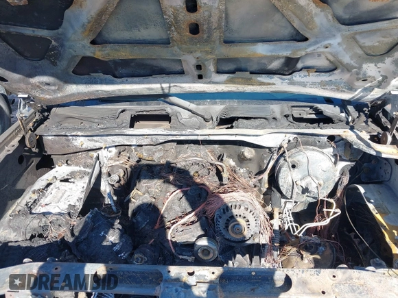2007 Chevrolet Silverado 1500 1LT with VIN 2GCEK190271730595, listed as a IAAI auction lot 41428654 with 234,022 mi miles and . Bid and sale history available at DreamBid. Image 10.