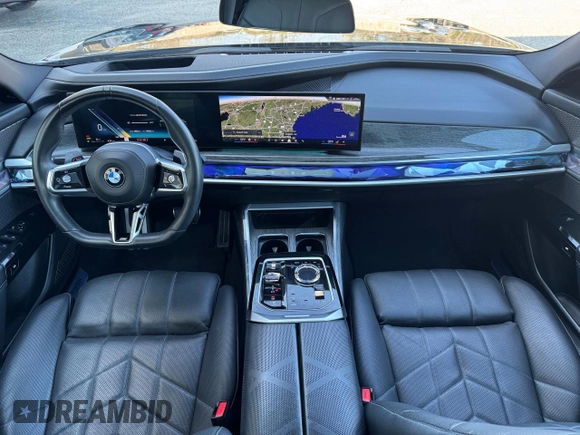 2024 BMW 7 Series 740i xDrive with VIN WBA33EH08RCP86788, listed as a Copart auction lot 51687075 with 13,642 mi miles and Clean Title. Bid and sale history available at carsss.com. Image 9.