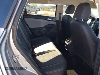 2024 Volkswagen Taos SE z VIN 3VVEX7B21RM001601, wystawiony jako IAAI lot #41406215 z przebiegiem 8 557 mil mil oraz . Historia ofert i sprzedaży dostępna na DreamBid. Obrazek 8.