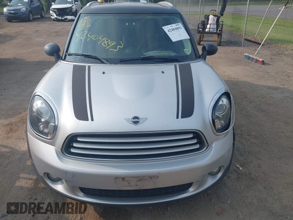 2012 MINI Countryman с VIN WMWZB3C5XCWM30143, выставлен на аукционе IAAI как лот 42404893 с пробегом 143 836 миль миль и . История ставок и продаж доступна на DreamBid. Изображение 12.