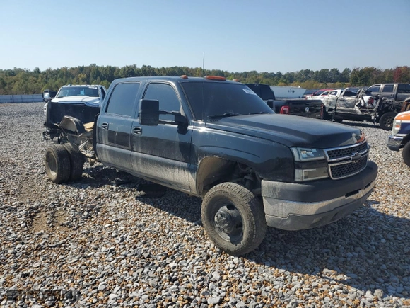 2005 Chevrolet Silverado 3500 DRW LT with VIN 1GCJK33275F880793, listed as a Copart auction lot 74322794 with NaN miles and Salvage Title. Bid and sale history available at carsss.com. Image 4.