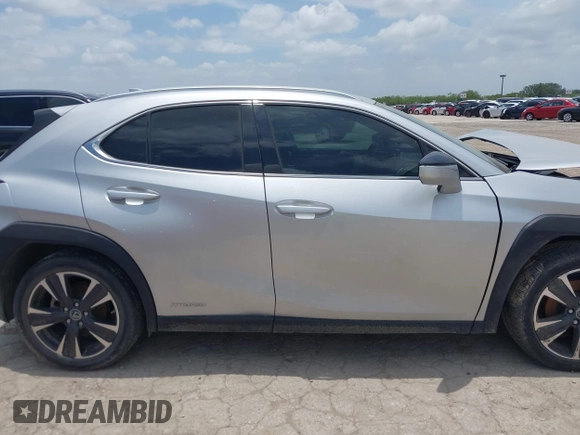 2019 Lexus UX 250h with VIN JTHU9JBH1K2010977, listed as a IAAI auction lot 42403115 with 85,906 mi miles and . Bid and sale history available at DreamBid. Image 14.
