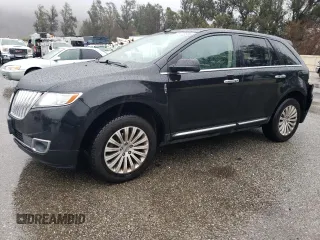 2015 Lincoln MKX with VIN 2LMDJ6JK8FBL27142, listed as a Copart auction lot 45238335 with 106,787 mi miles and Salvage Title. Bid and sale history available at carsss.com. Image 1.