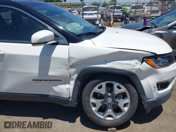 2018 Jeep Compass Limited z VIN 3C4NJCCB7JT410882, wystawiony jako IAAI lot #42536532 z przebiegiem 70 404 mil mil oraz . Historia ofert i sprzedaży dostępna na DreamBid. Obrazek 17.
