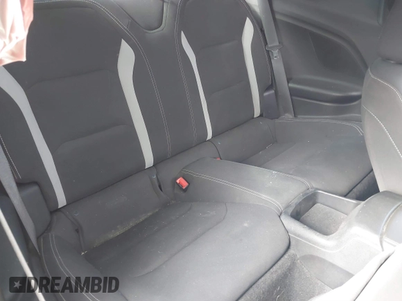 2021 Chevrolet Camaro 1LT с VIN 1G1FA1RS3M0106135, выставлен на аукционе IAAI как лот 40971248 с пробегом 72 095 миль миль и . История ставок и продаж доступна на DreamBid. Изображение 8.