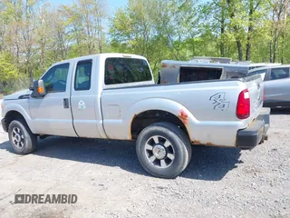 2013 Ford F-250 XL z VIN 1FT7X2B66DEA06885, wystawiony jako IAAI lot #42240723 z przebiegiem 136 062 mil mil oraz . Historia ofert i sprzedaży dostępna na DreamBid. Obrazek 14.