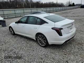 2024 Cadillac CT5 Sport z VIN 1G6DP5RK8R0130218, wystawiony jako Copart lot #45973105 z przebiegiem 6 878 mil mil oraz Szkoda całkowita • Salvage title. Historia ofert i sprzedaży dostępna na DreamBid. Obrazek 2.
