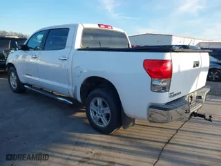 2007 Toyota Tundra LTD with VIN 5TBEV58167S452116, listed as a IAAI auction lot 41259578 with 202,563 mi miles. Bid and sale history available at carsss.com. Image 3.