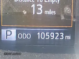 2020 Toyota Tacoma SR5 z VIN 3TMCZ5AN8LM323918, wystawiony jako IAAI lot #42279462 z przebiegiem 105 923 mil mil oraz . Historia ofert i sprzedaży dostępna na DreamBid. Obrazek 15.