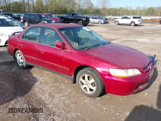 2000 Honda Accord SE z VIN JHMCG5671YC026240, wystawiony jako IAAI lot #41955934 z przebiegiem 269 599 mil mil oraz . Historia ofert i sprzedaży dostępna na DreamBid. Obrazek 1.