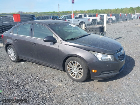 2014 Chevrolet Cruze ECO with VIN 1G1PH5SB5E7411551, listed as a IAAI auction lot 42093893 with 135,984 mi miles. Bid and sale history available at carsss.com. Image 1.