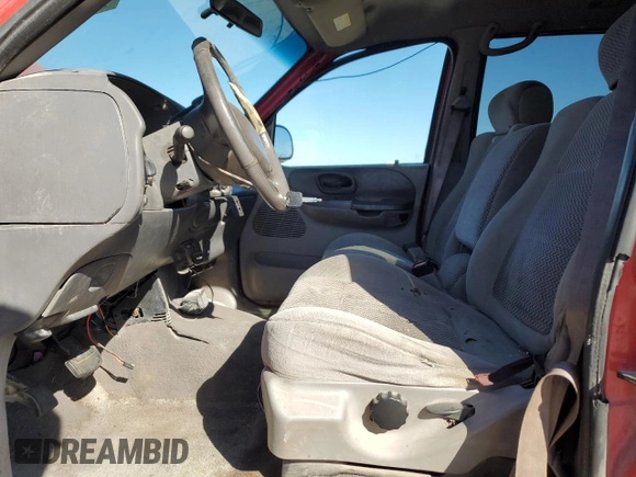 2002 Ford F-150 XLT with VIN 1FTRW08682KB16939, listed as a Copart auction lot 82190324 with 161,831 mi miles and Clean Title. Bid and sale history available at carsss.com. Image 7.