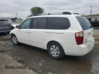 2007 Kia Sedona LX with VIN KNDMB233876174354, listed as a Copart auction lot 78527234 with 236,048 mi miles and Salvage Title. Bid and sale history available at carsss.com. Image 2.