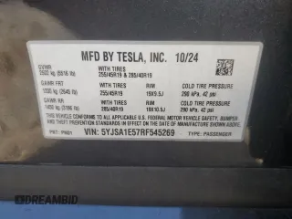 2024 Tesla Model S z VIN 5YJSA1E57RF545269, wystawiony jako Copart lot #87419784 z przebiegiem Nie podano mil oraz Szkoda całkowita • Salvage title. Historia ofert i sprzedaży dostępna na DreamBid. Obrazek 13.