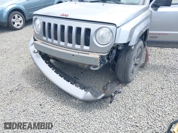 2016 Jeep Patriot Sport with VIN 1C4NJRBB2GD673039, listed as a IAAI auction lot 42385540 with Not provided miles and . Bid and sale history available at DreamBid. Image 6.