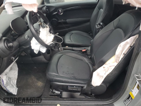 2021 MINI Hardtop Cooper with VIN WMWXR3C04M2N98103, listed as a Copart auction lot 42589255 with 61,317 mi miles and Salvage title. Bid and sale history available at DreamBid. Image 7.
