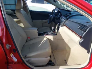 2013 Toyota Camry L with VIN 4T4BF1FKXDR328726, listed as a IAAI auction lot 41450326 with 178,641 mi miles. Bid and sale history available at carsss.com. Image 5.