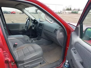2003 Ford Explorer XLS with VIN 1FMZU72K53UC29656, listed as a IAAI auction lot 41815157 with 191,985 mi miles and . Bid and sale history available at DreamBid. Image 5.