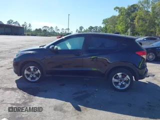 2021 Honda HR-V LX with VIN 3CZRU5H33MM726939, listed as a IAAI auction lot 41742626 with 52,086 mi miles. Bid and sale history available at carsss.com. Image 14.