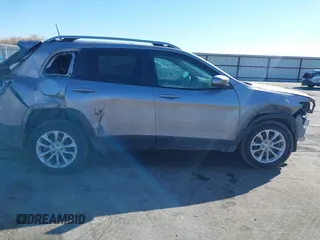 2020 Jeep Cherokee Latitude with VIN 1C4PJLCB0LD536471, listed as a IAAI auction lot 41680568 with 150,397 mi miles and . Bid and sale history available at DreamBid. Image 13.