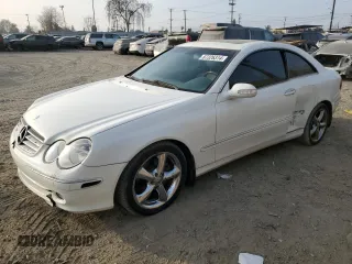 2004 Mercedes-Benz CLK-Class 3.2L with VIN WDBTJ65J04F105220, listed as a Copart auction lot 87326314 with 190,176 mi miles and Salvage Title. Bid and sale history available at carsss.com. Image 1.