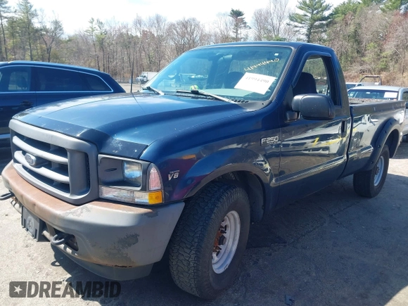 2002 Ford Super Duty F-250 XL with VIN 1FTNF20L92EA36463, listed as a IAAI auction lot 41994490 with 113,802 mi miles. Bid and sale history available at carsss.com. Image 2.